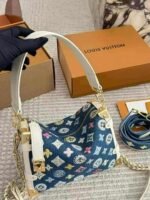 LV Cross Bag L9 - Image 2