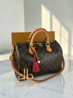 LV Cross Bag L12
