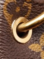 LV Cross Bag L14 - Image 5