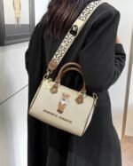 ⁦Piton Bear Cross Bags 2609⁩ - الصورة ⁦2⁩